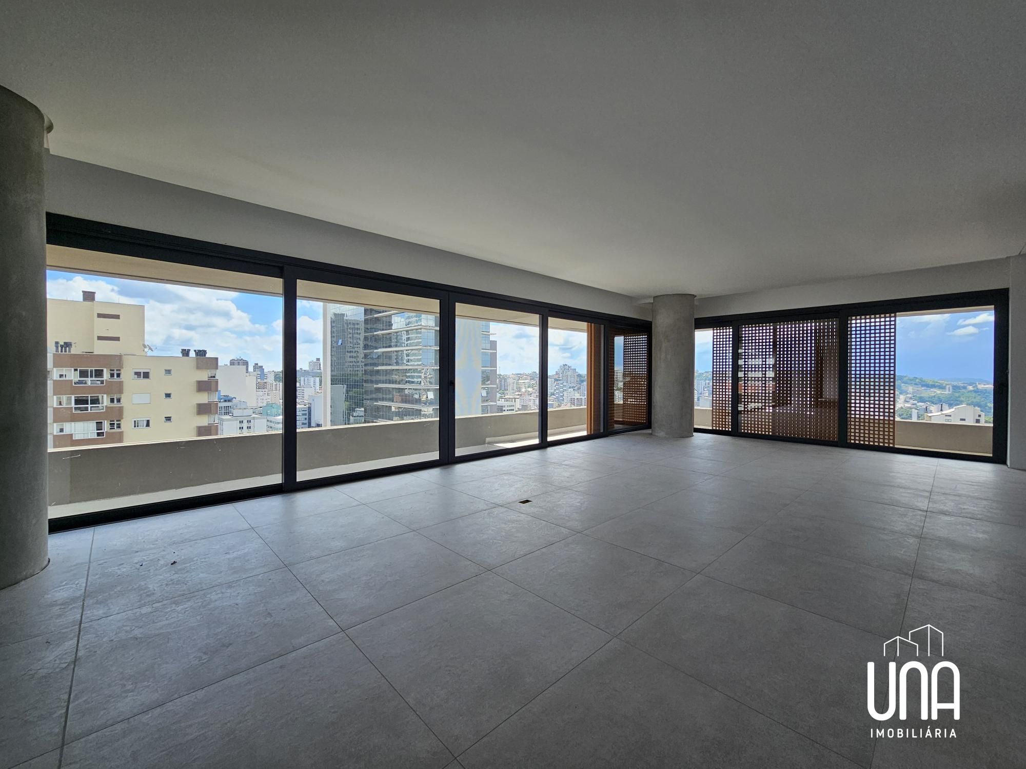 Apartamento, 3 quartos, 272 m² - Foto 1