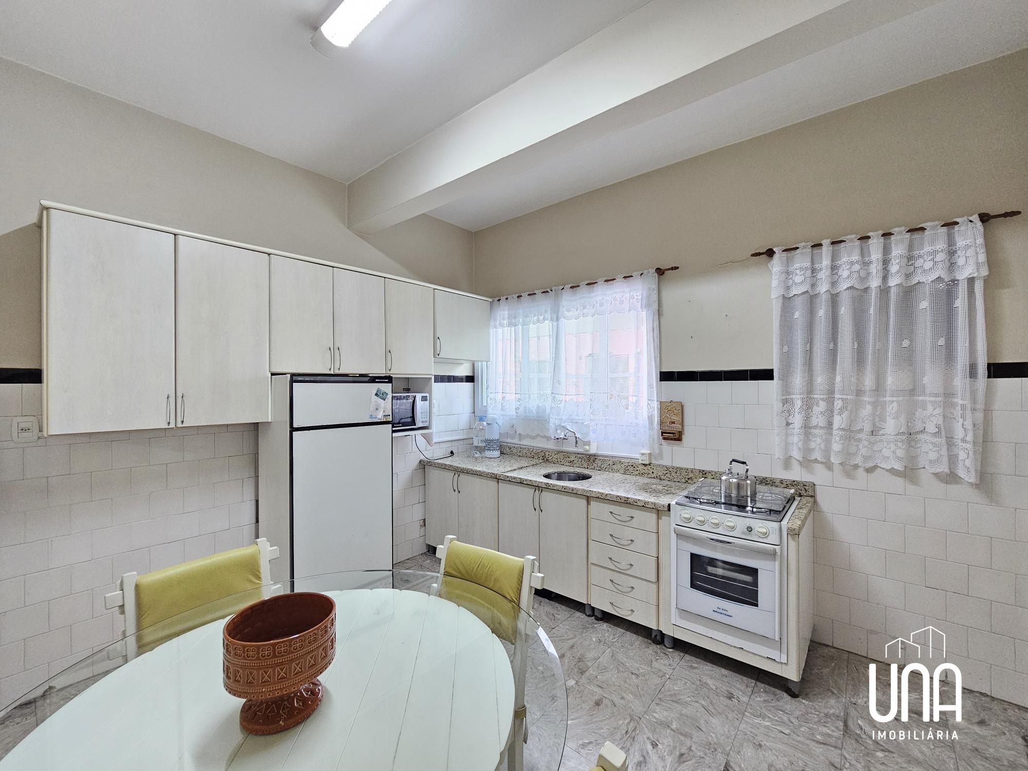 Casa, 6 quartos, 231 m² - Foto 6