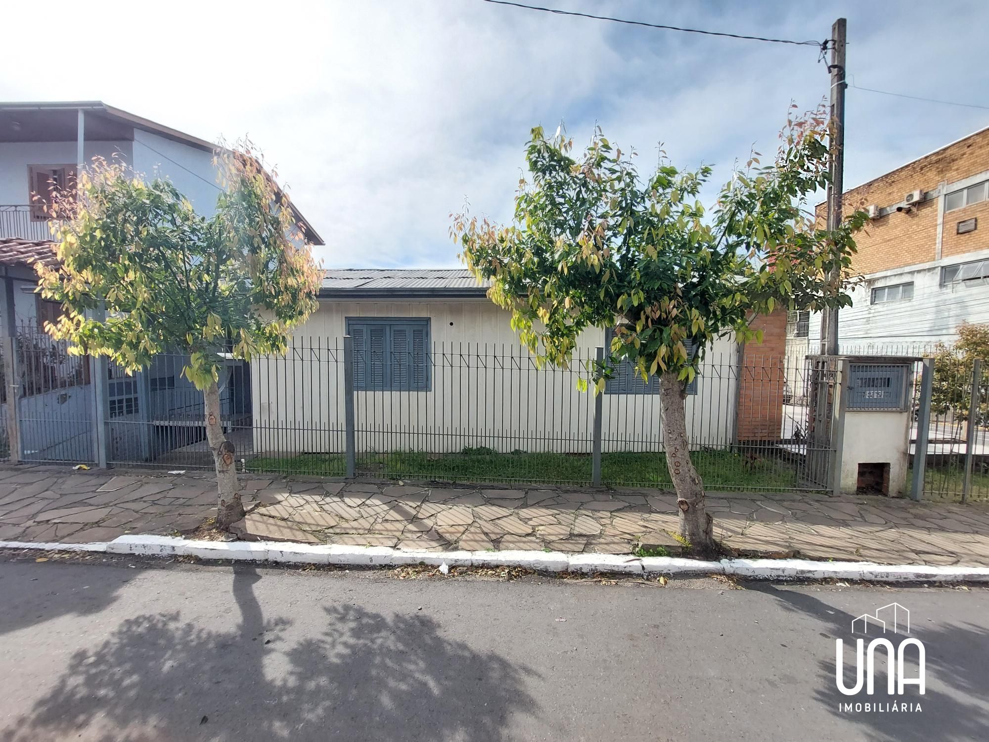 Casa, 3 quartos, 54 m² - Foto 1
