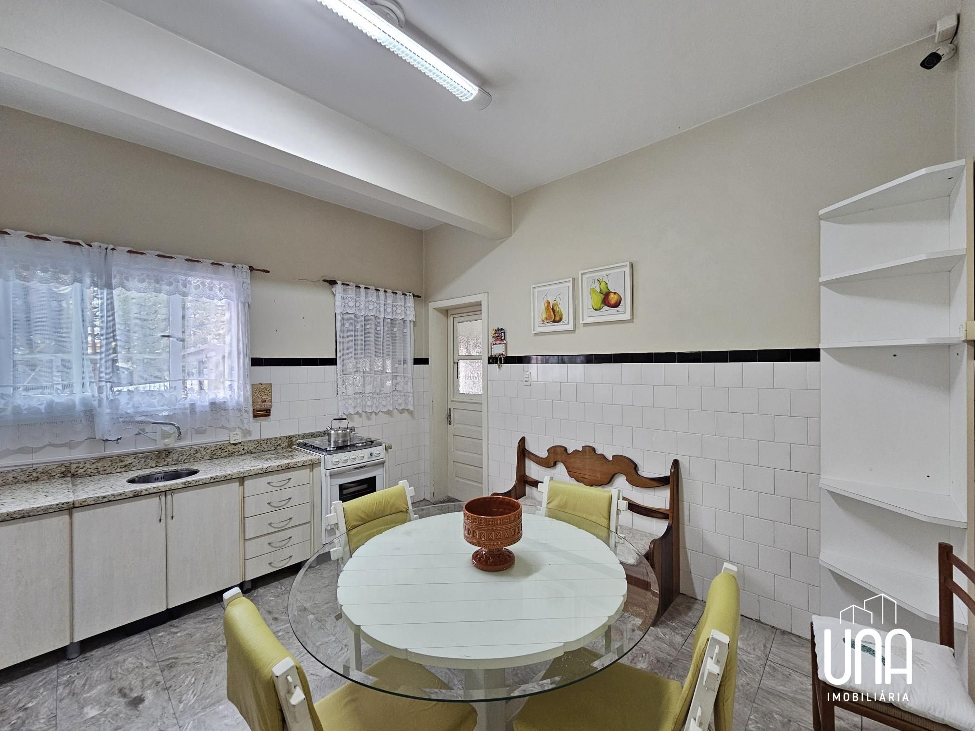 Casa, 6 quartos, 231 m² - Foto 5