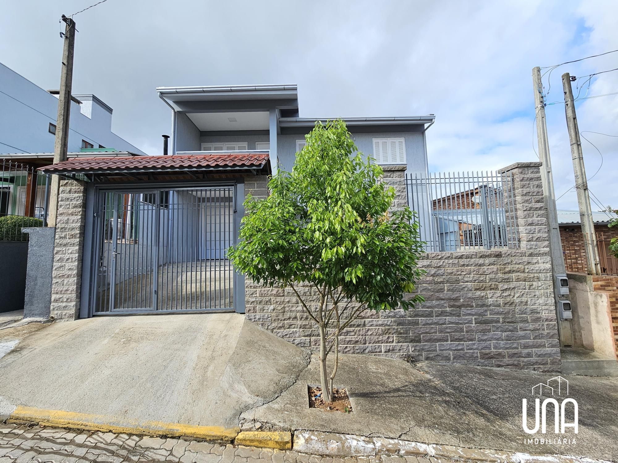 Casa, 3 quartos, 174 m² - Foto 1