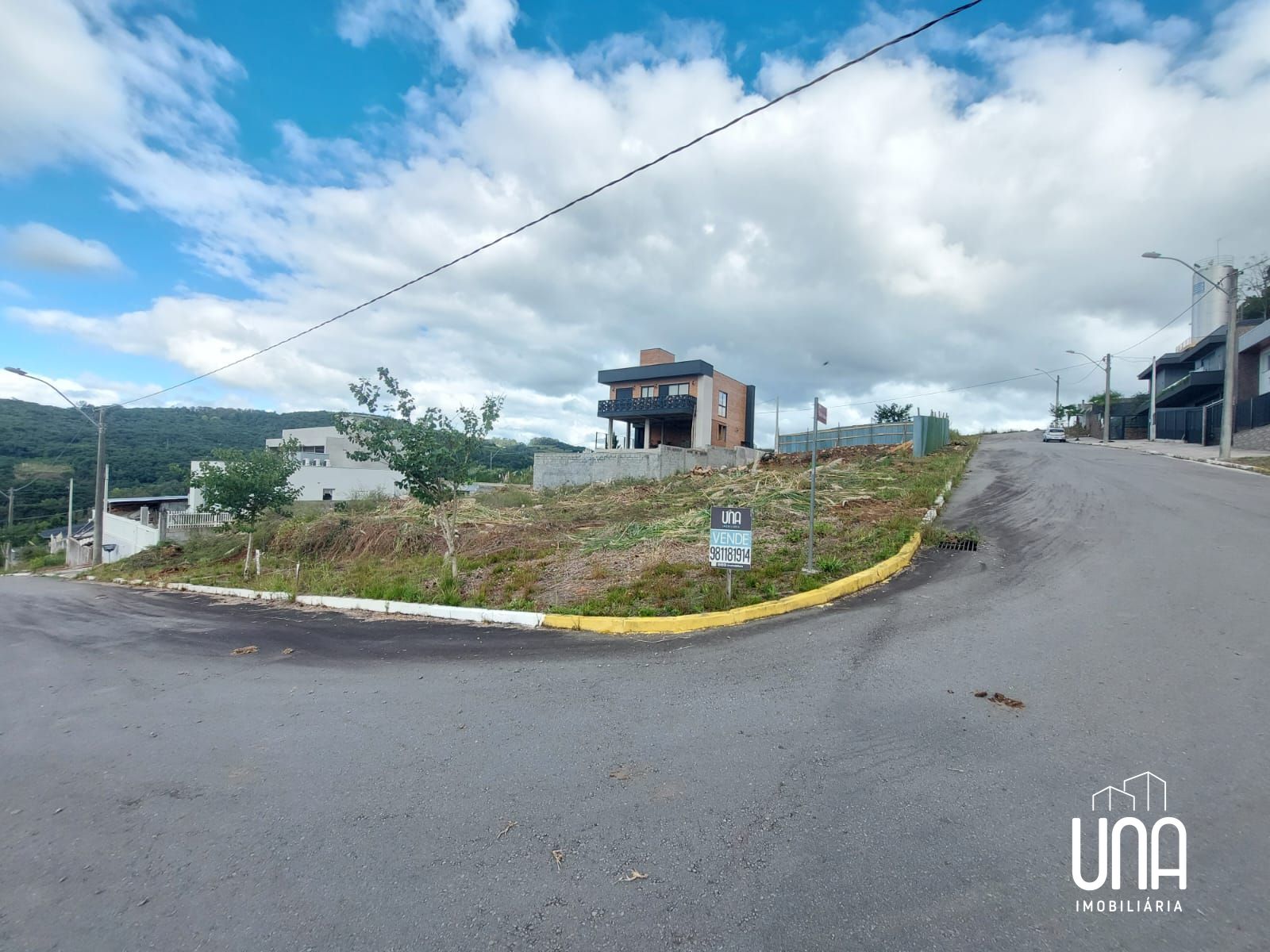 Terreno, 334 m² - Foto 1