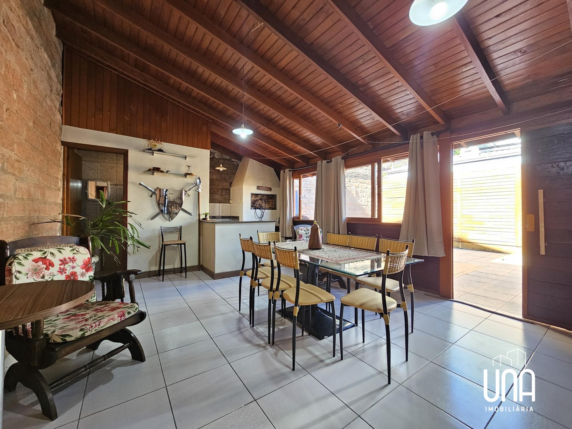 Casa, 4 quartos, 199 m² - Foto 3