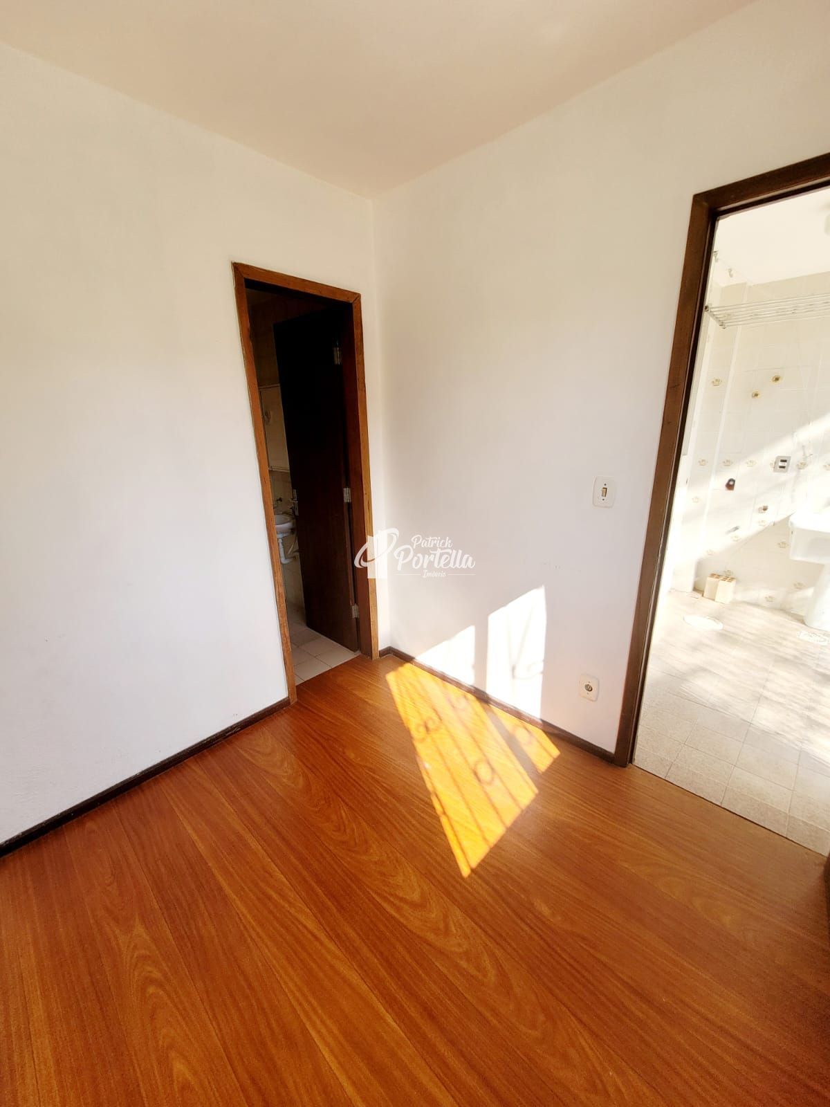 Apartamento para alugar com 2 quartos, 117m² - Foto 9