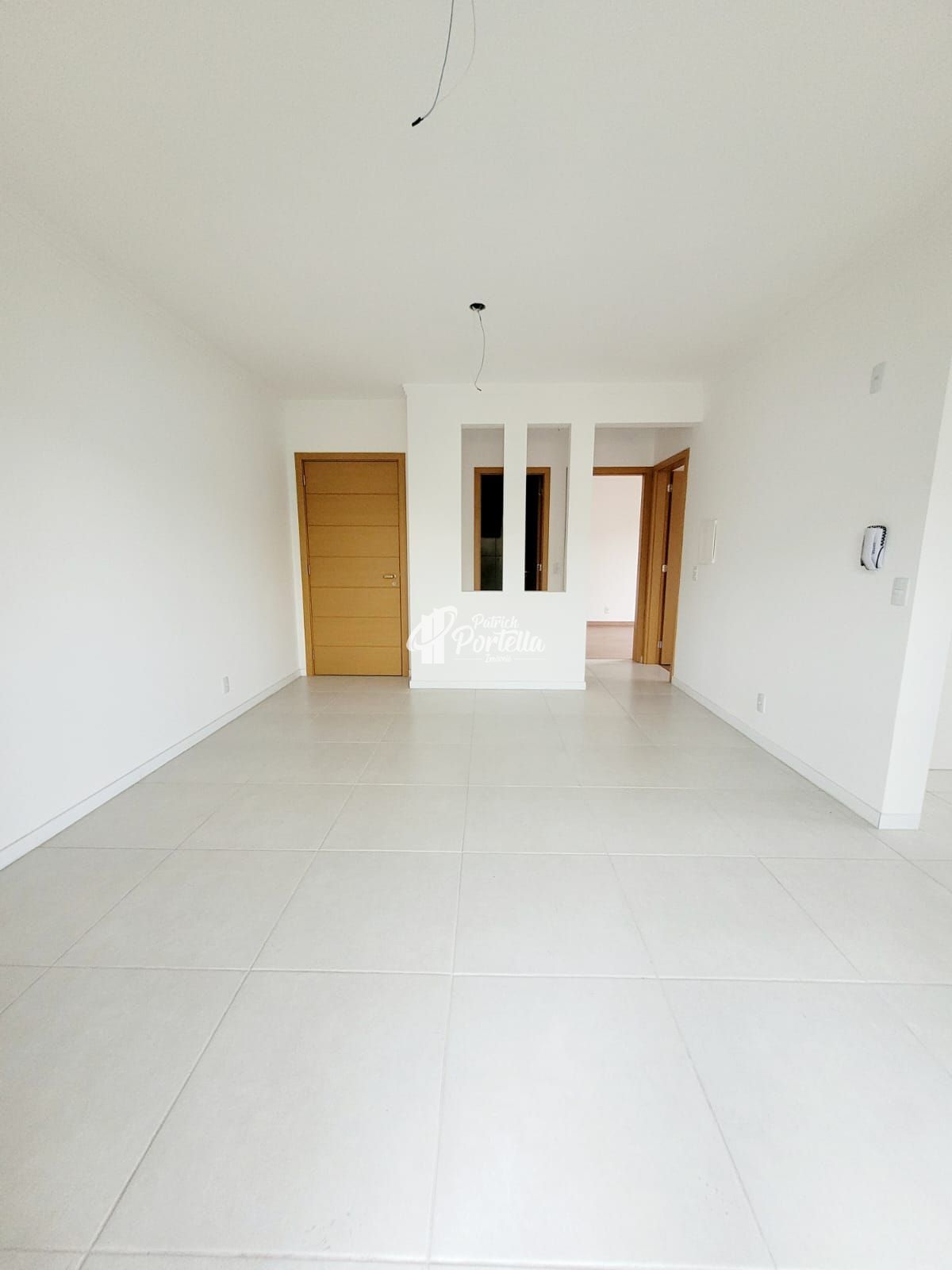 Apartamento à venda com 2 quartos, 71m² - Foto 4