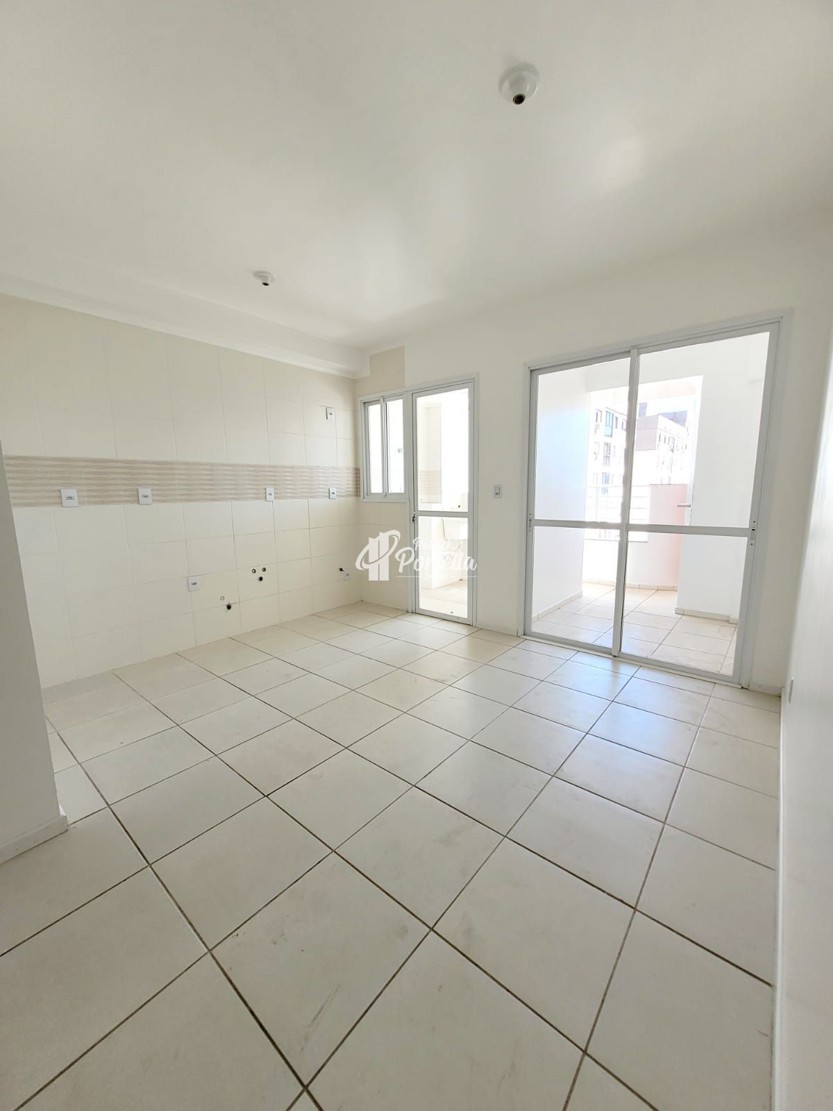 Apartamento para alugar com 2 quartos, 77m² - Foto 5
