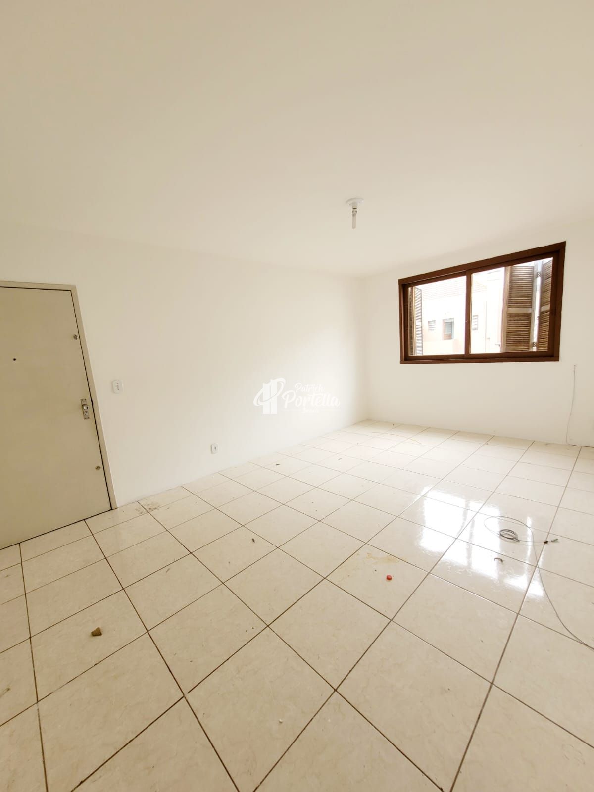 Apartamento à venda com 3 quartos, 105m² - Foto 3