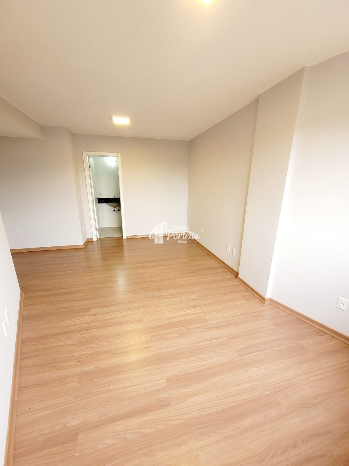 Apartamento à venda com 2 quartos, 83m² - Foto 17