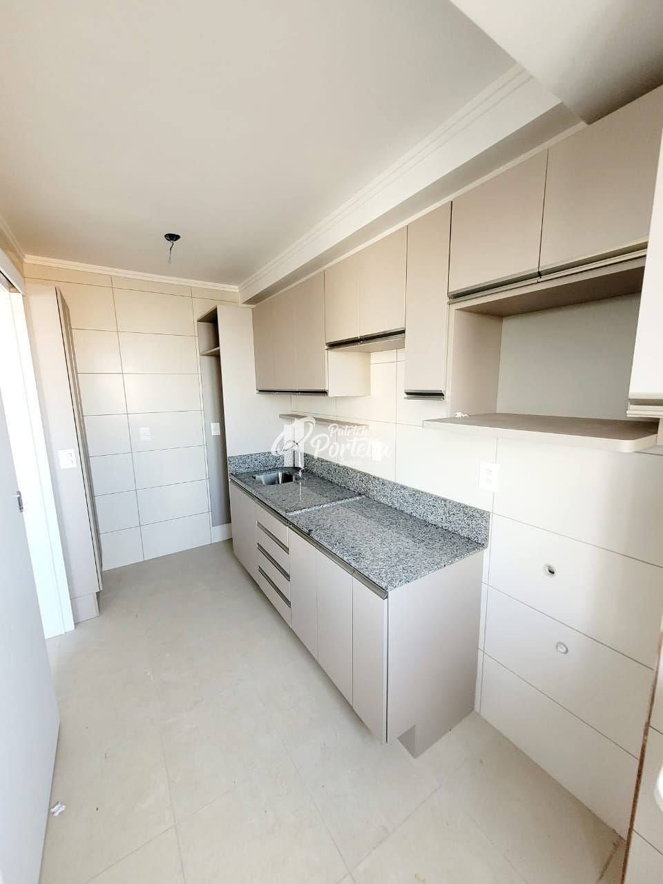 Apartamento à venda com 1 quarto, 47m² - Foto 8