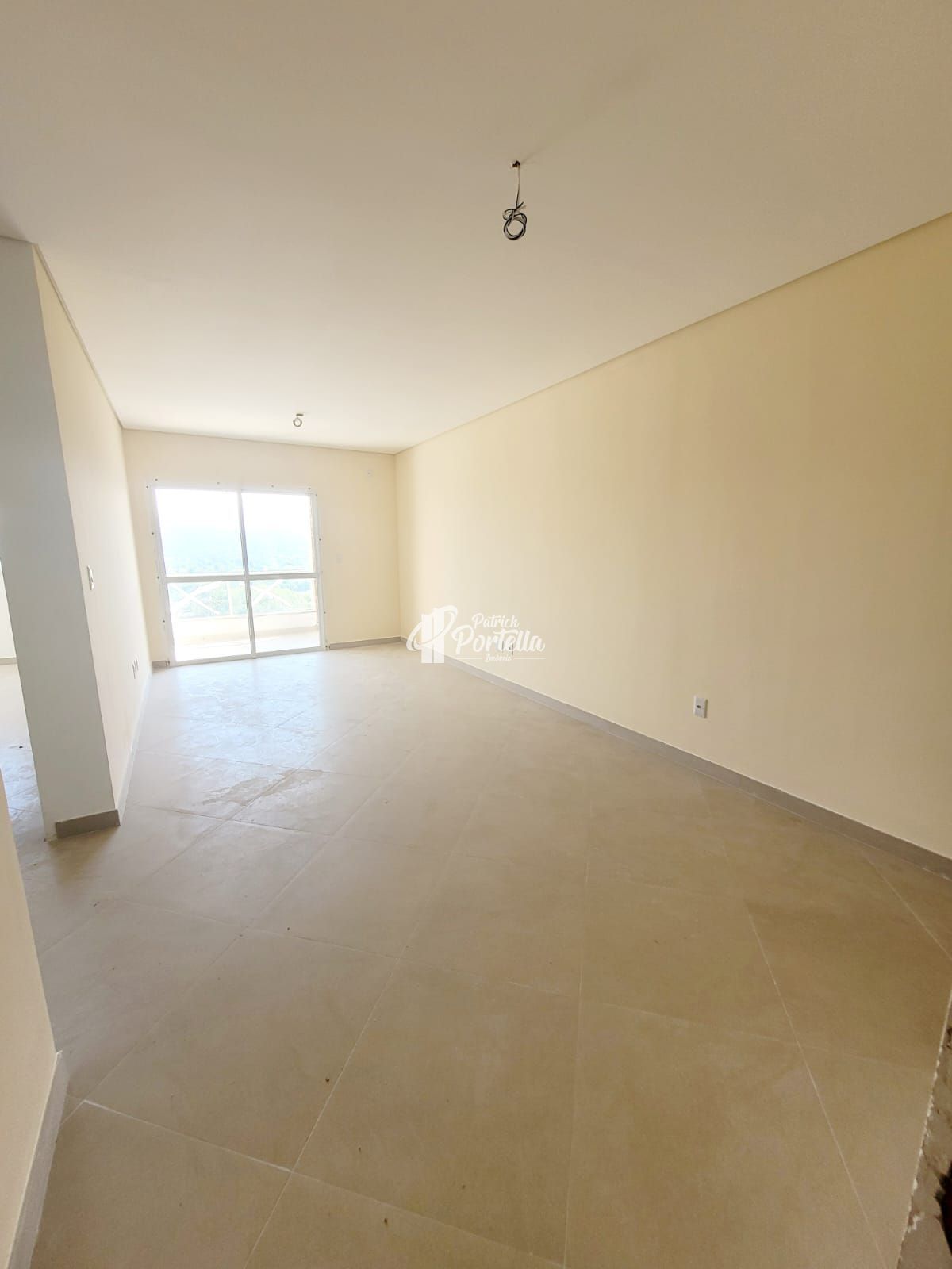 Apartamento à venda com 2 quartos, 76m² - Foto 4