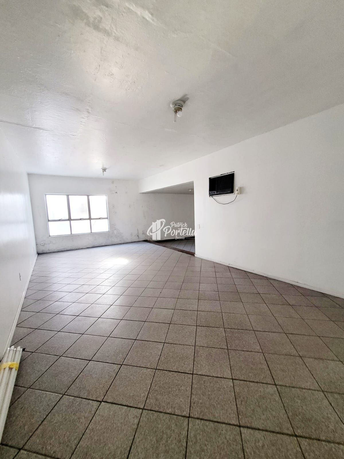 Conjunto Comercial-Sala para alugar com 4 quartos, 80m² - Foto 6