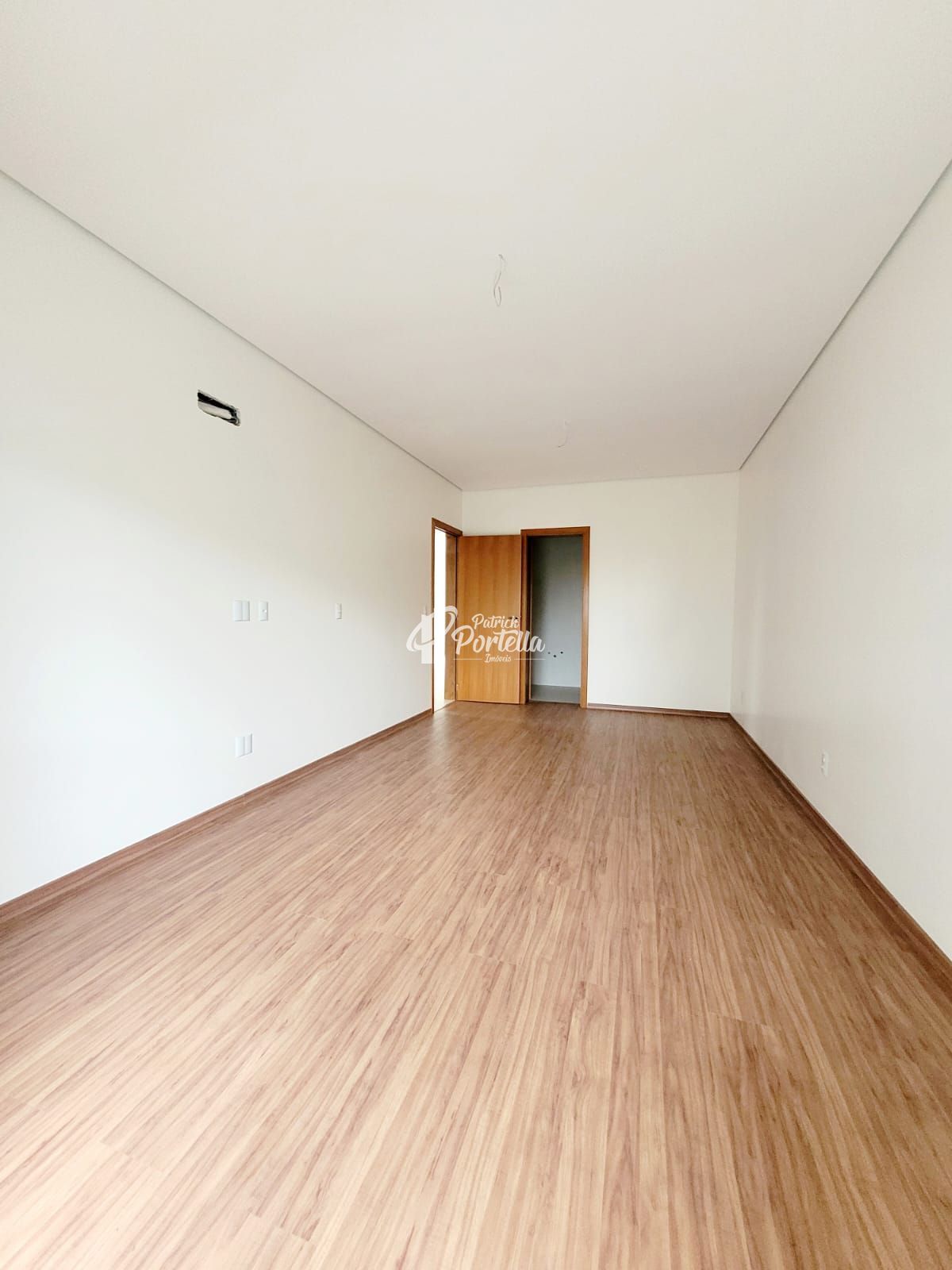 Apartamento à venda com 3 quartos, 118m² - Foto 13