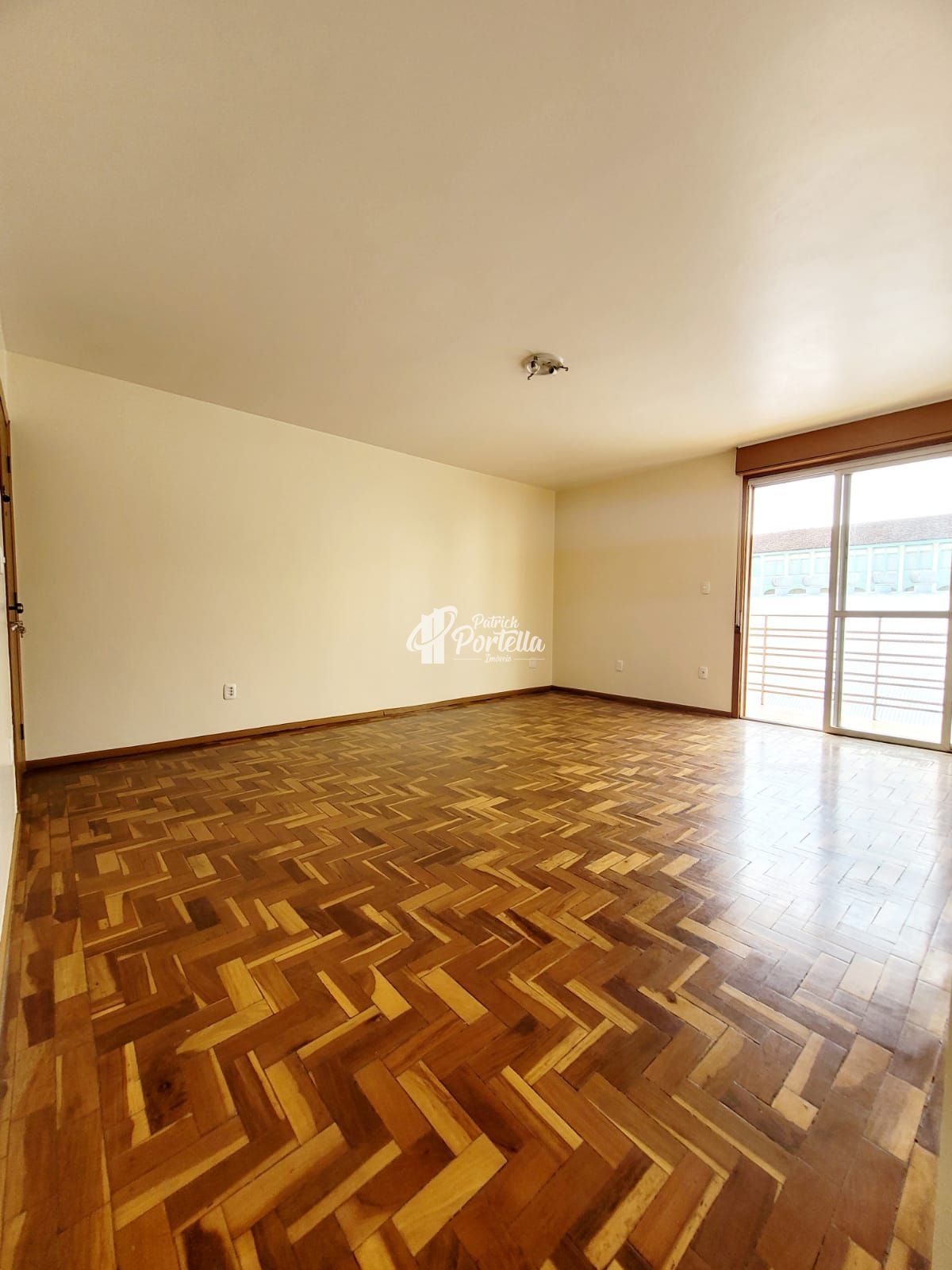 Apartamento à venda com 2 quartos, 86m² - Foto 3