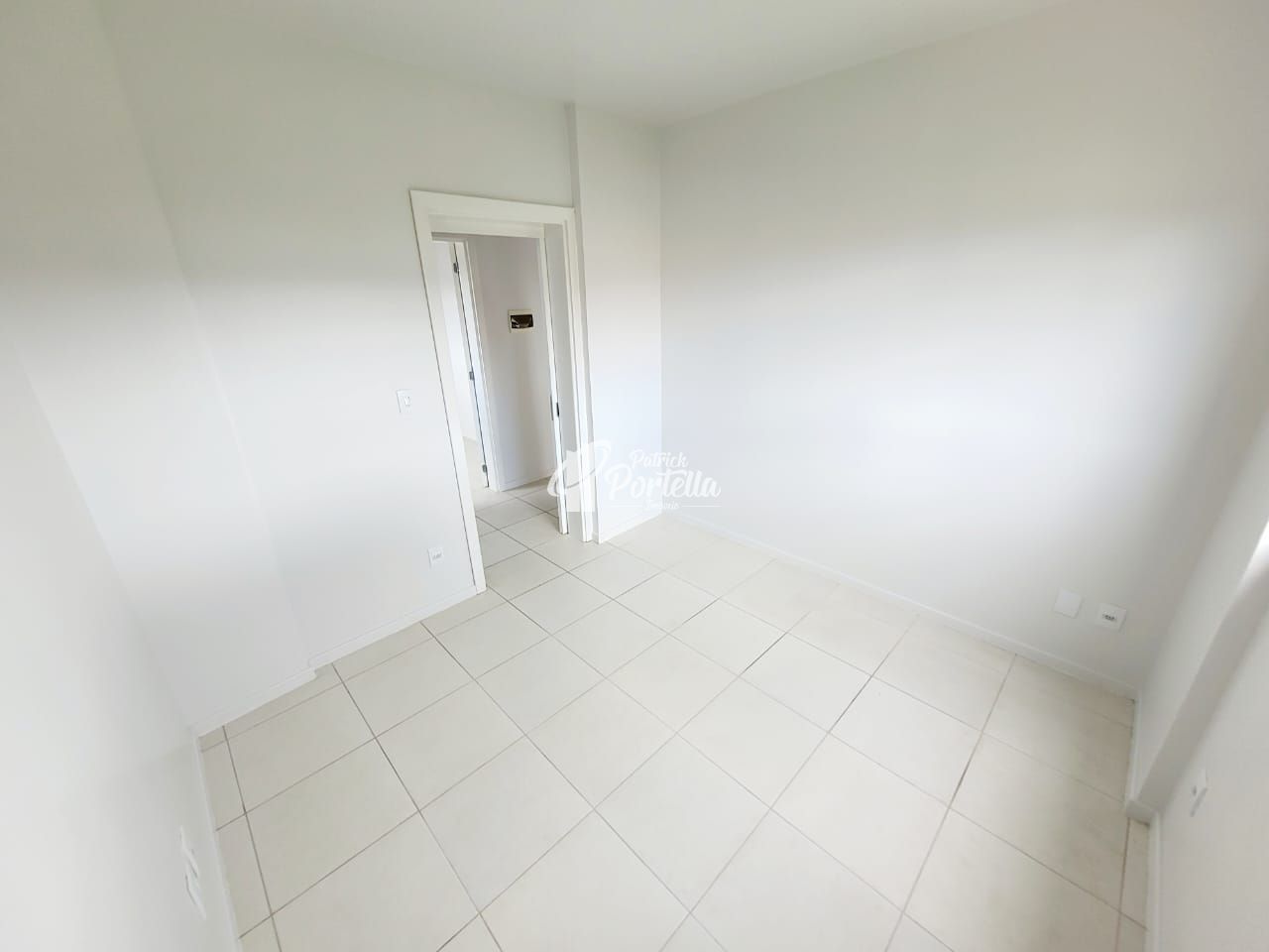 Apartamento à venda com 2 quartos, 66m² - Foto 12