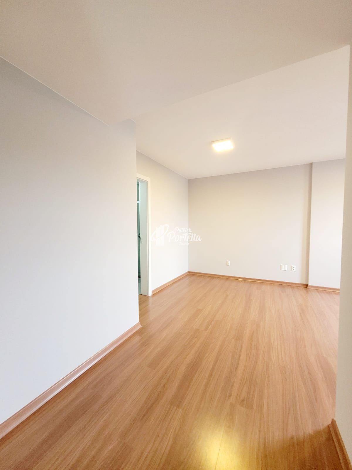 Apartamento à venda com 2 quartos, 83m² - Foto 15