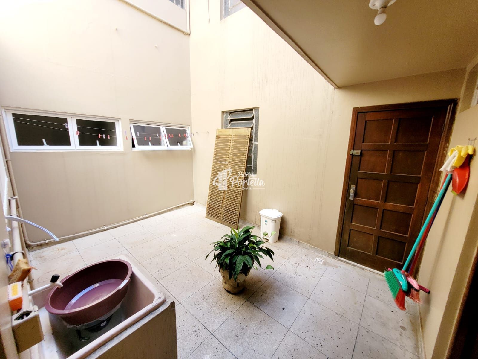 Apartamento à venda com 3 quartos, 135m² - Foto 6