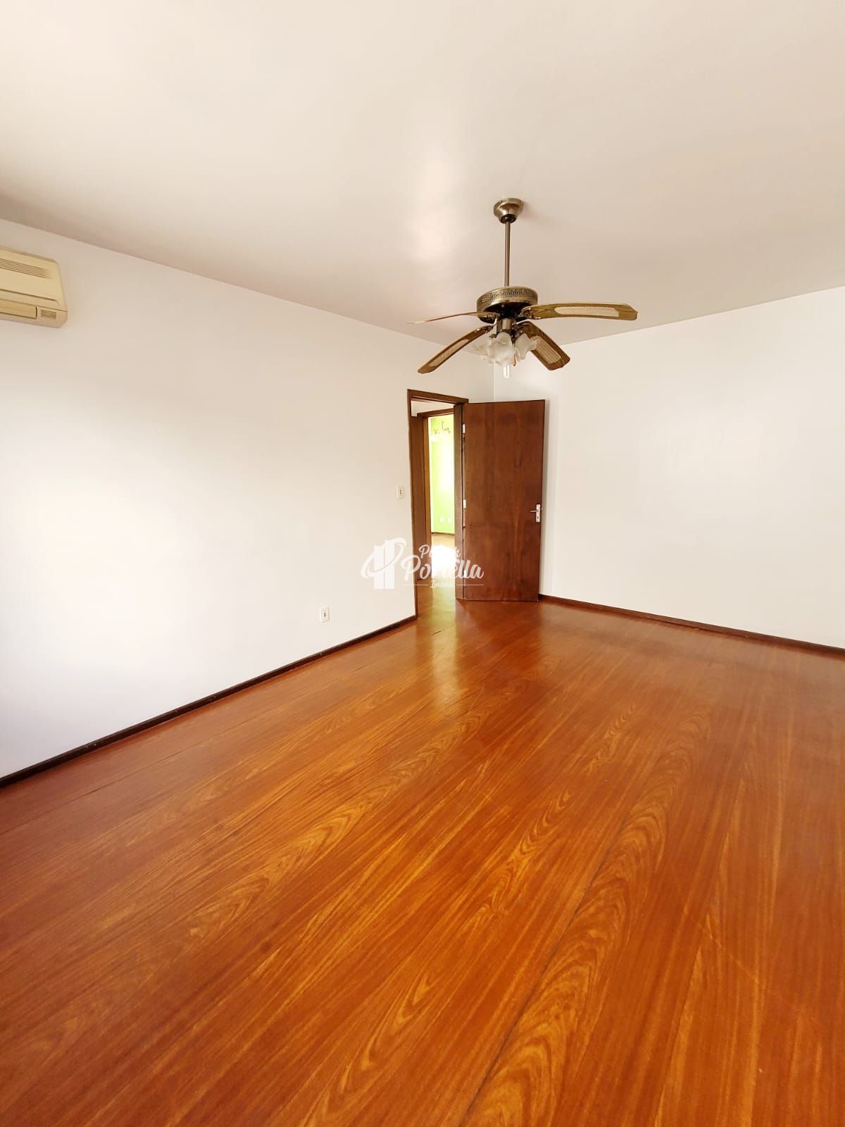 Apartamento para alugar com 2 quartos, 117m² - Foto 14