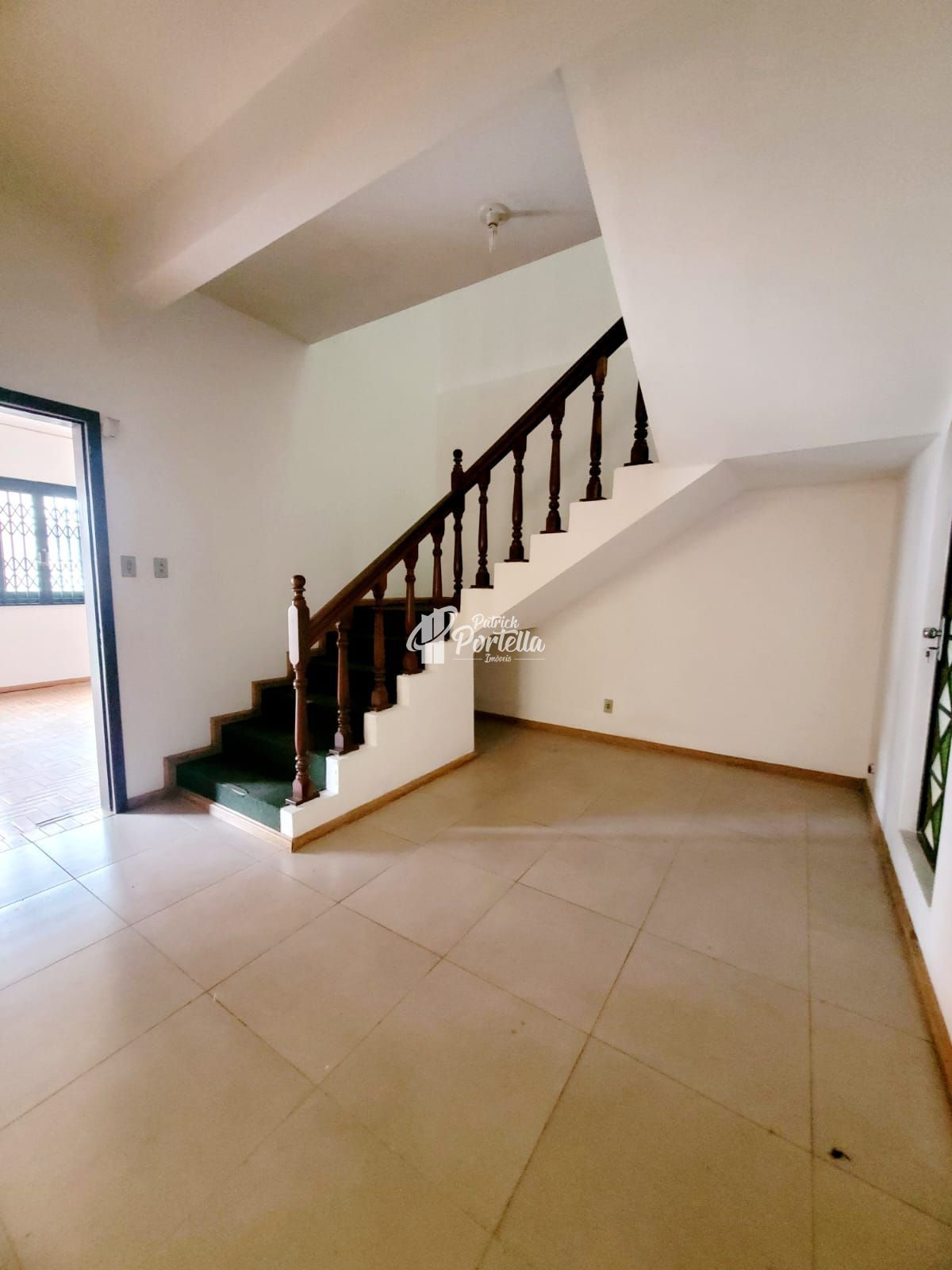 Casa, 4 quartos, 225 m² - Foto 9