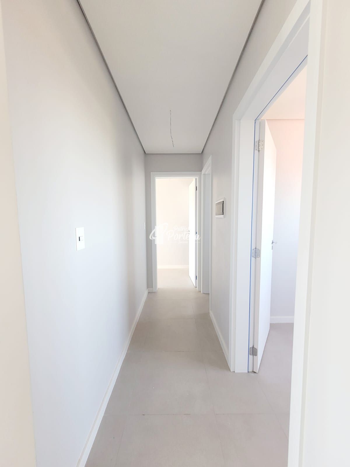 Apartamento à venda com 2 quartos, 66m² - Foto 7