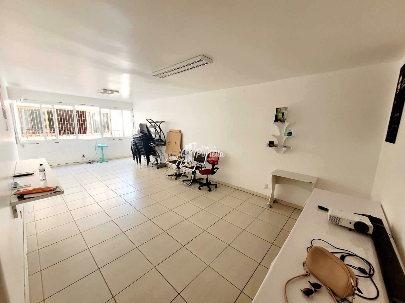 Apartamento à venda com 3 quartos, 135m² - Foto 4