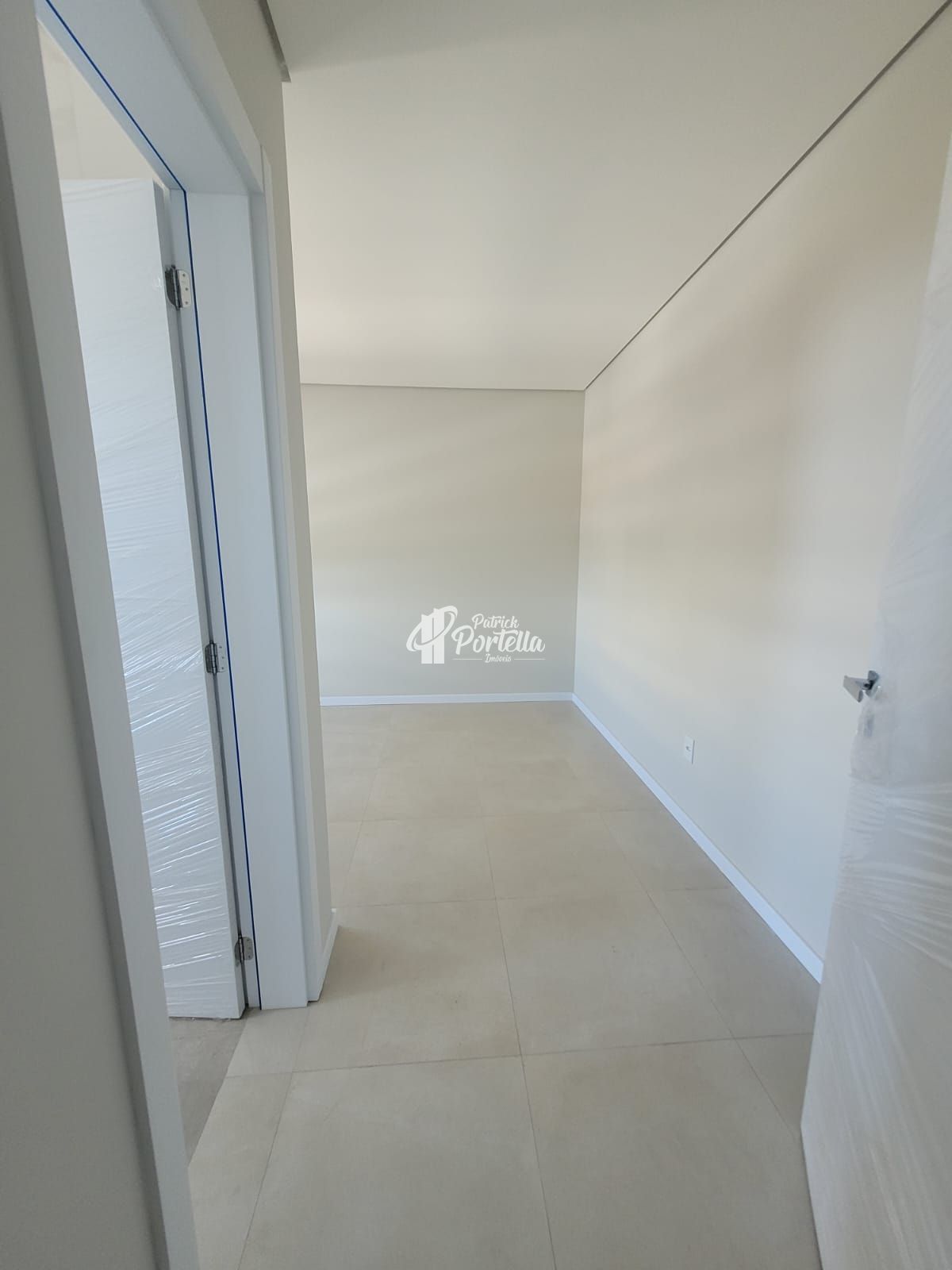 Apartamento à venda com 2 quartos, 80m² - Foto 29