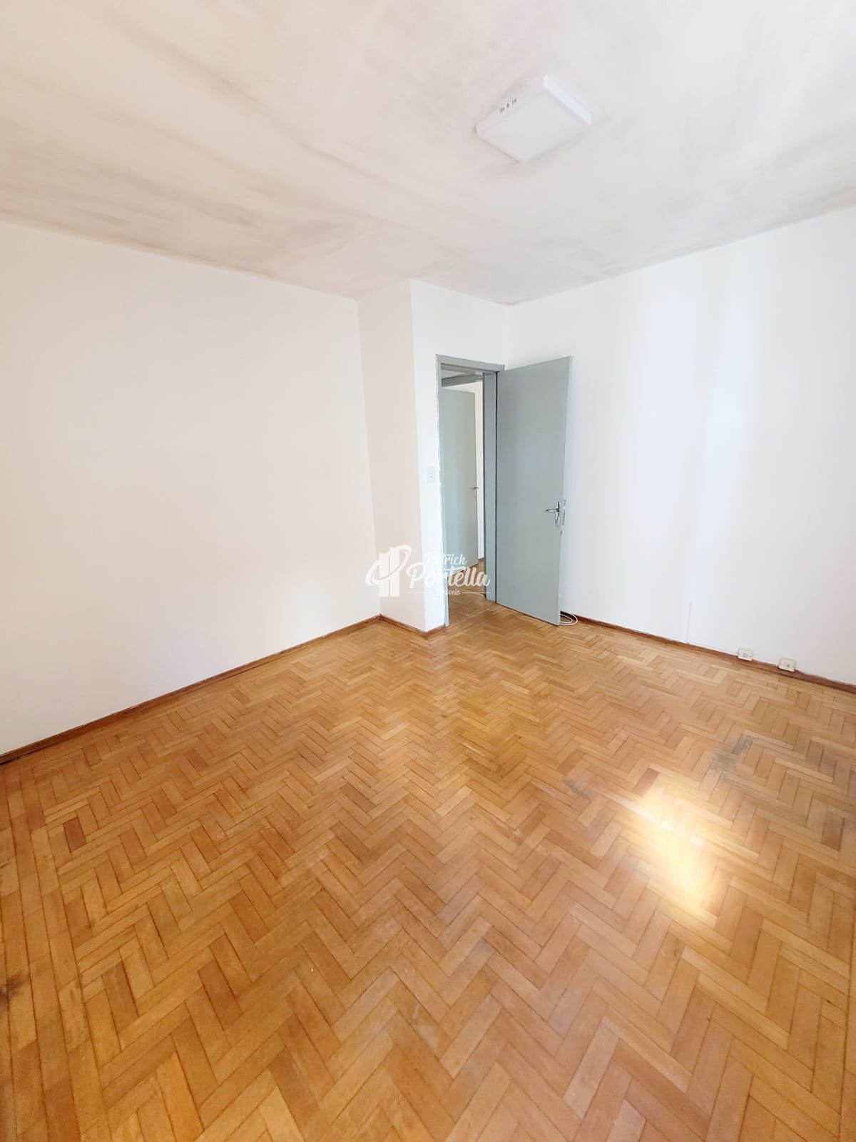 Apartamento à venda com 3 quartos, 101m² - Foto 13