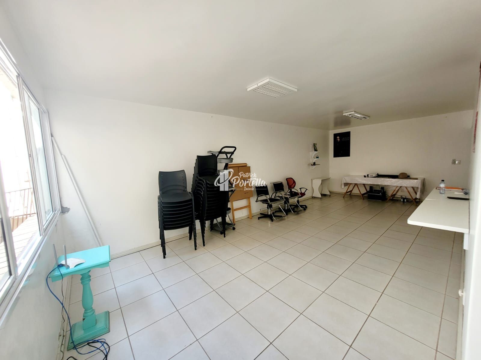 Apartamento à venda com 3 quartos, 135m² - Foto 3