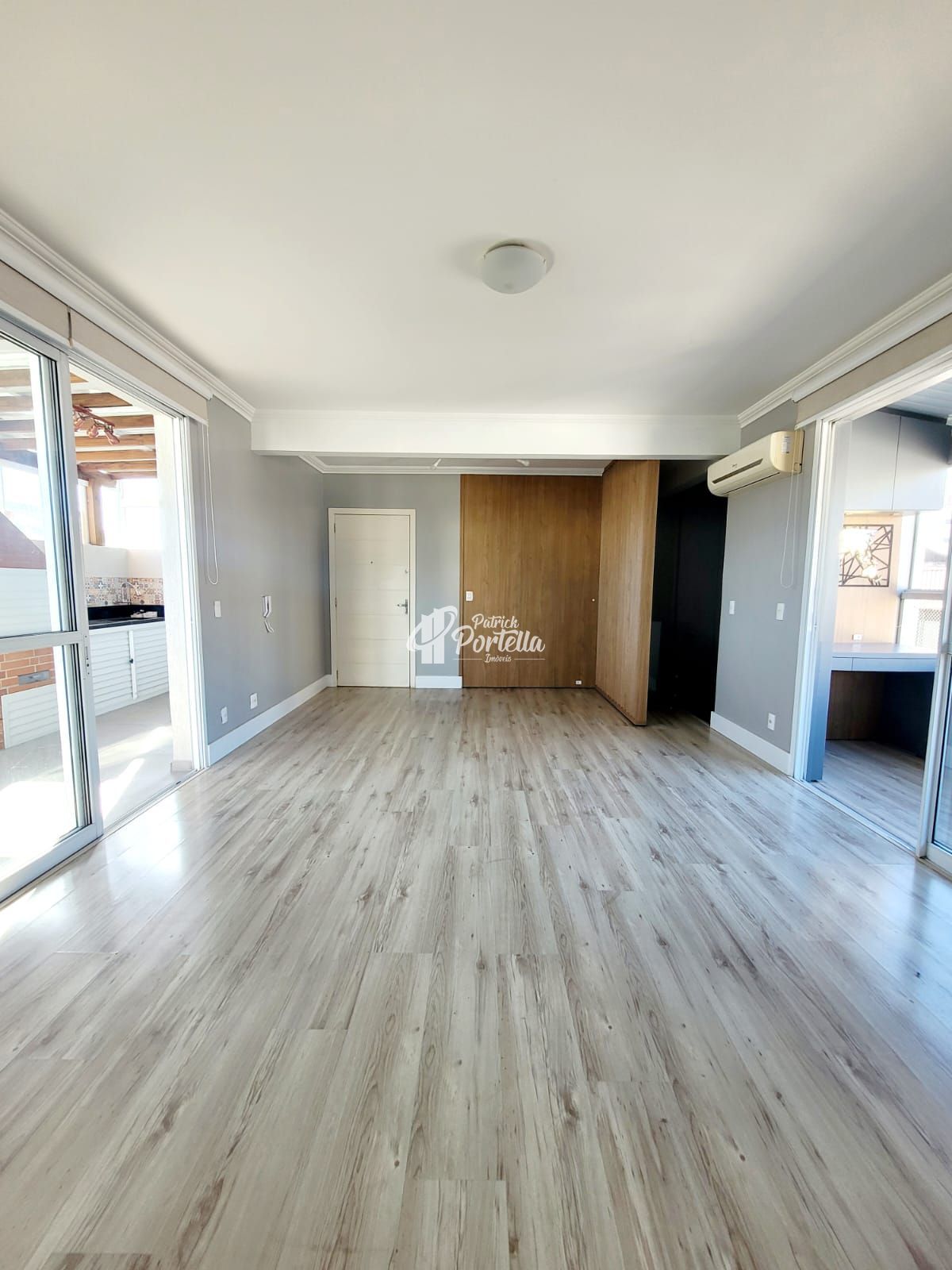 Cobertura à venda com 2 quartos, 125m² - Foto 4