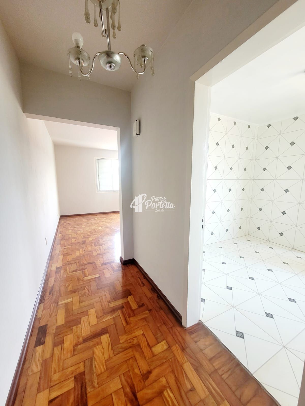 Apartamento para alugar com 2 quartos, 85m² - Foto 2