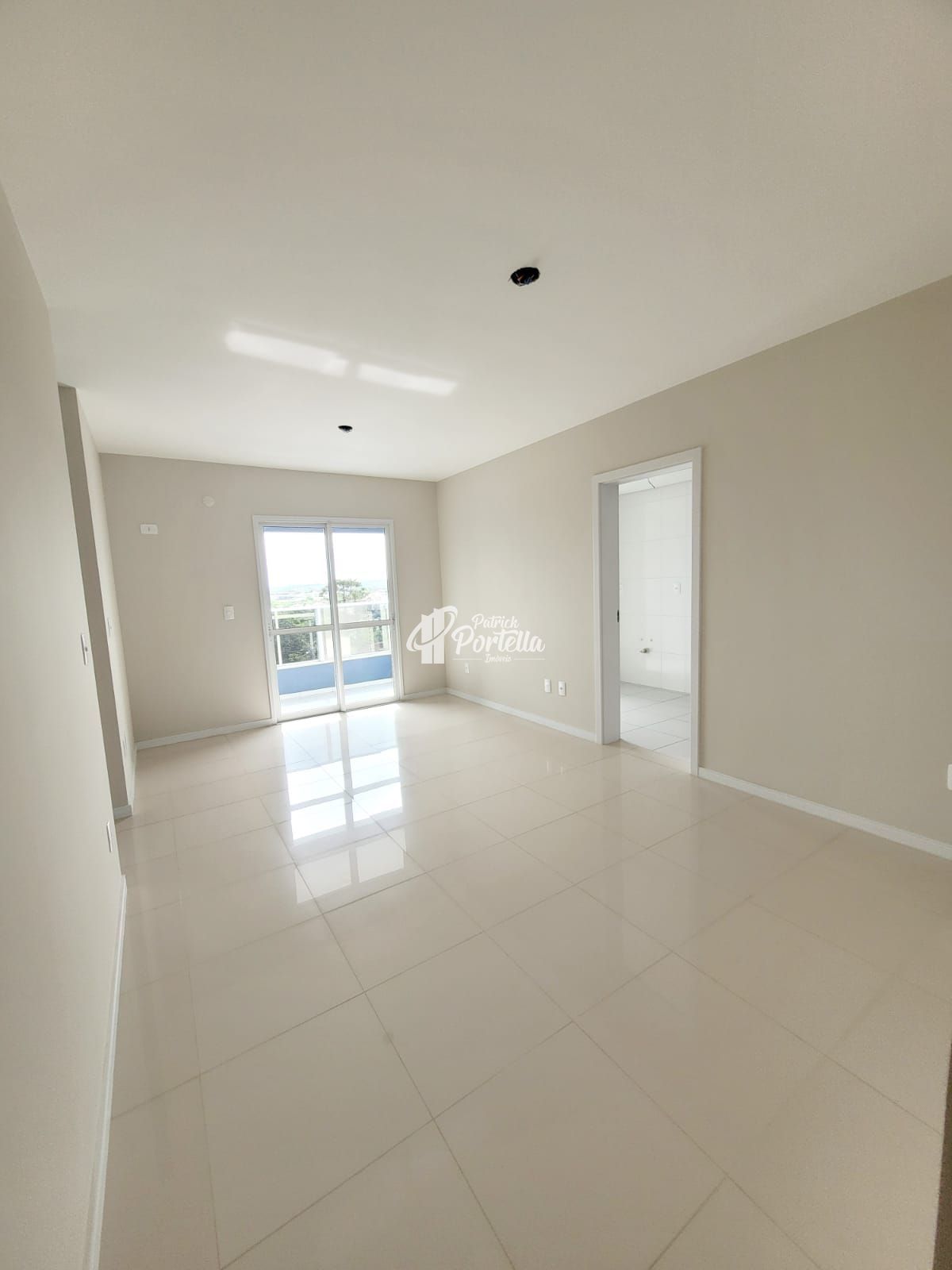 Apartamento à venda com 3 quartos, 88m² - Foto 3