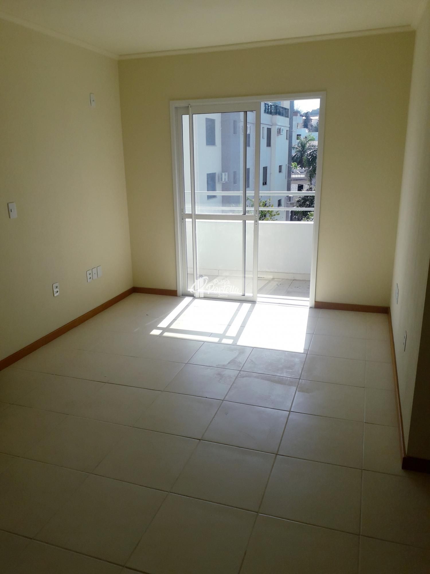 Apartamento à venda com 2 quartos, 70m² - Foto 3