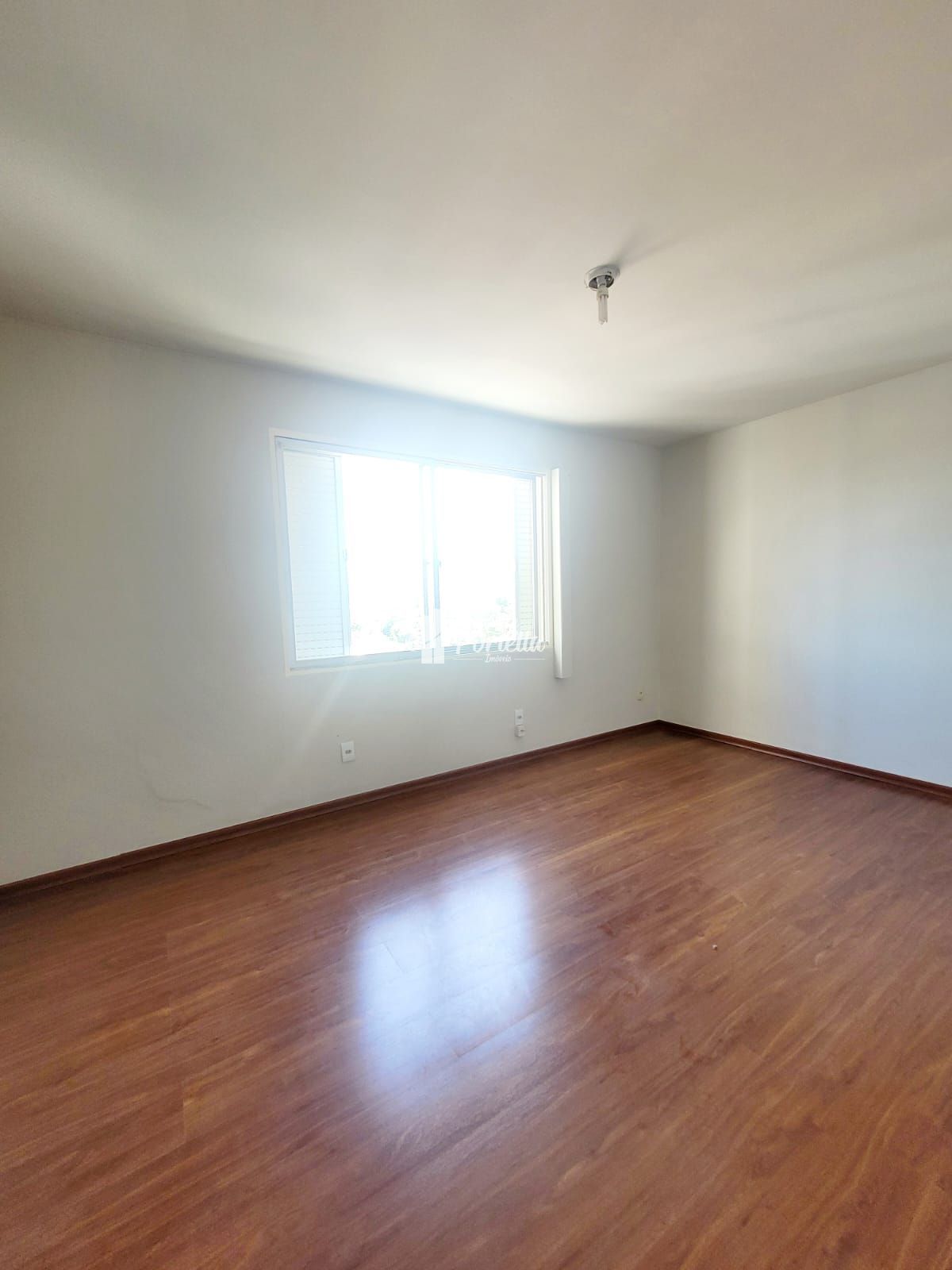 Apartamento para alugar com 2 quartos, 85m² - Foto 12