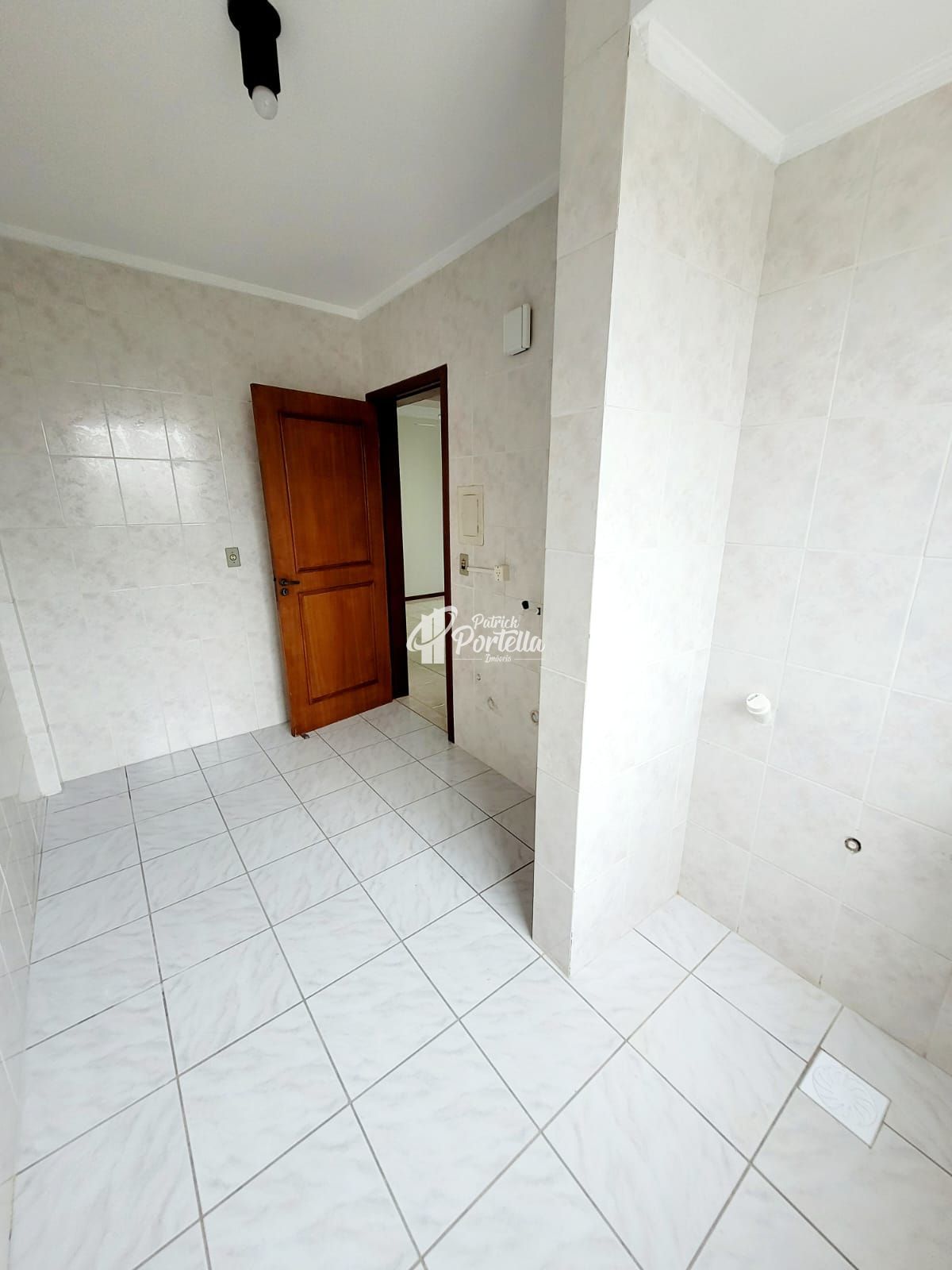 Apartamento à venda com 1 quarto, 60m² - Foto 7