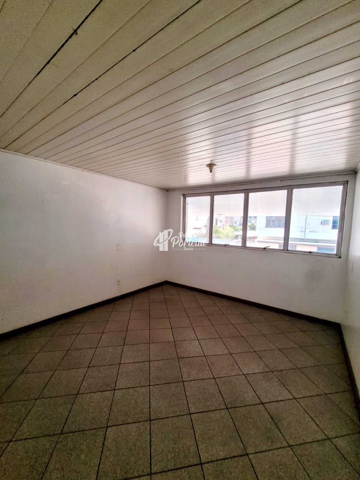 Conjunto Comercial-Sala para alugar com 4 quartos, 80m² - Foto 8