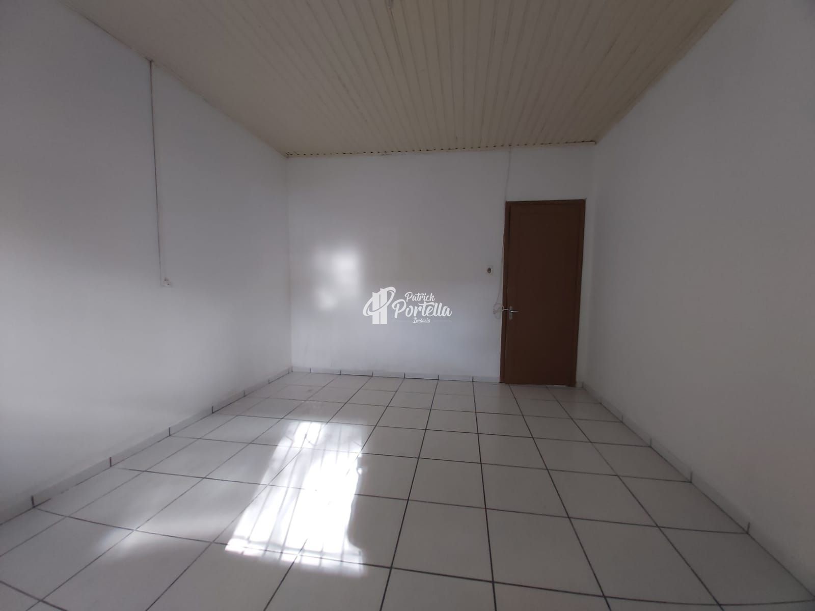 Casa à venda com 2 quartos, 90m² - Foto 5