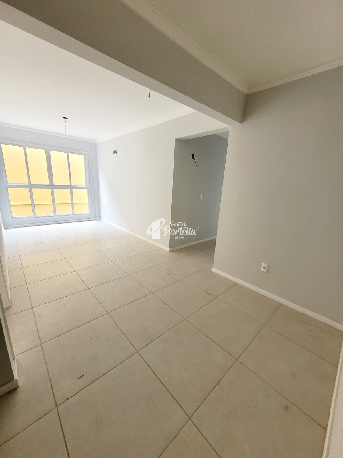 Apartamento à venda com 2 quartos, 83m² - Foto 4