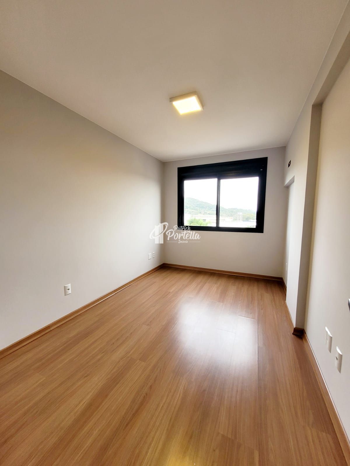 Apartamento à venda com 2 quartos, 83m² - Foto 14