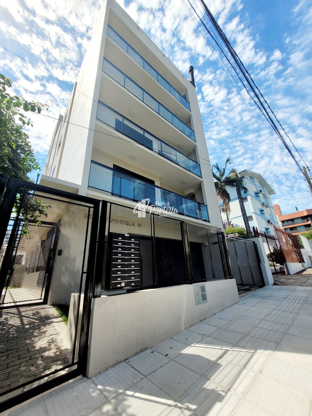 Cobertura à venda com 2 quartos, 190m² - Foto 1