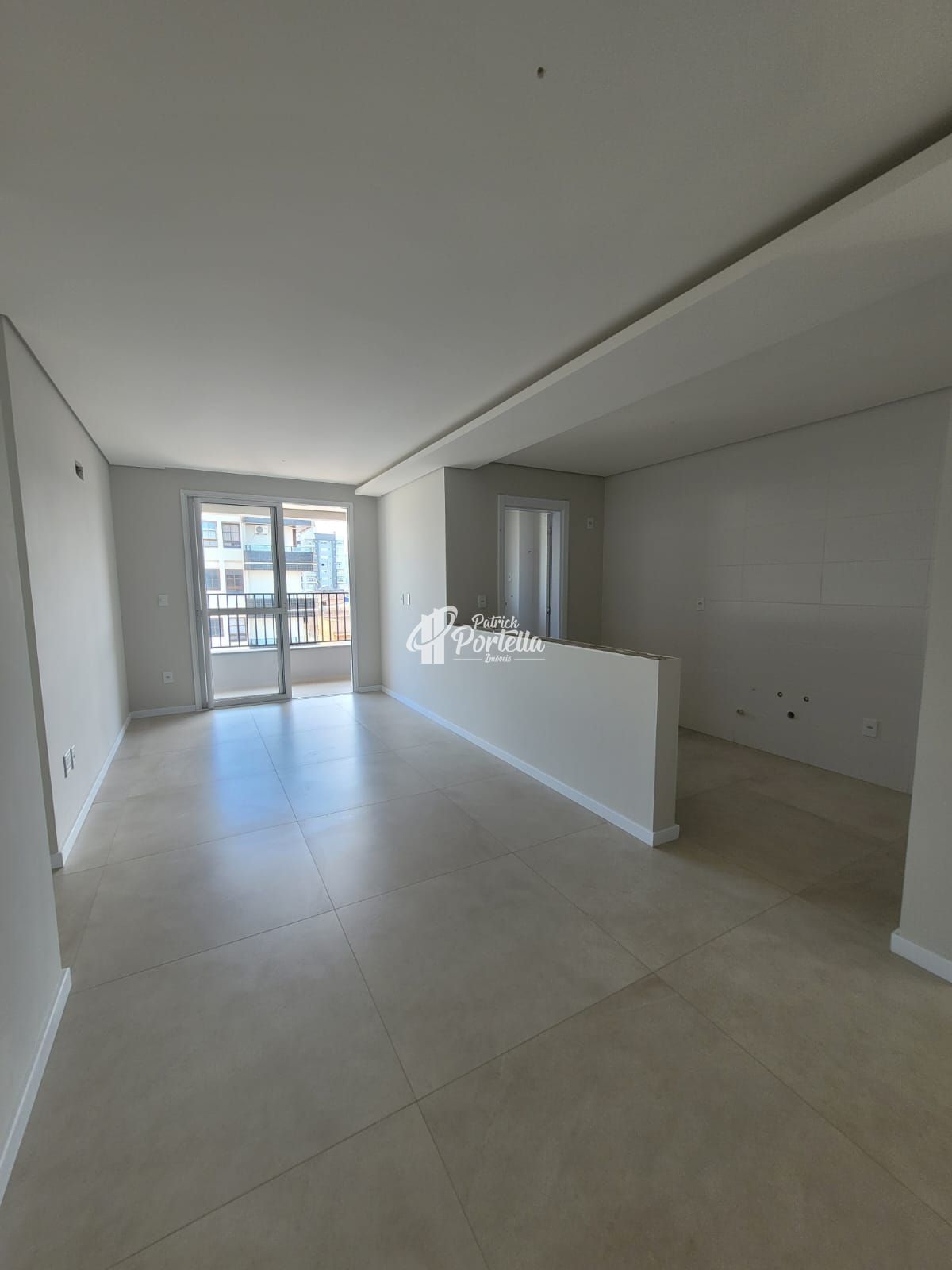 Apartamento à venda com 2 quartos, 77m² - Foto 17