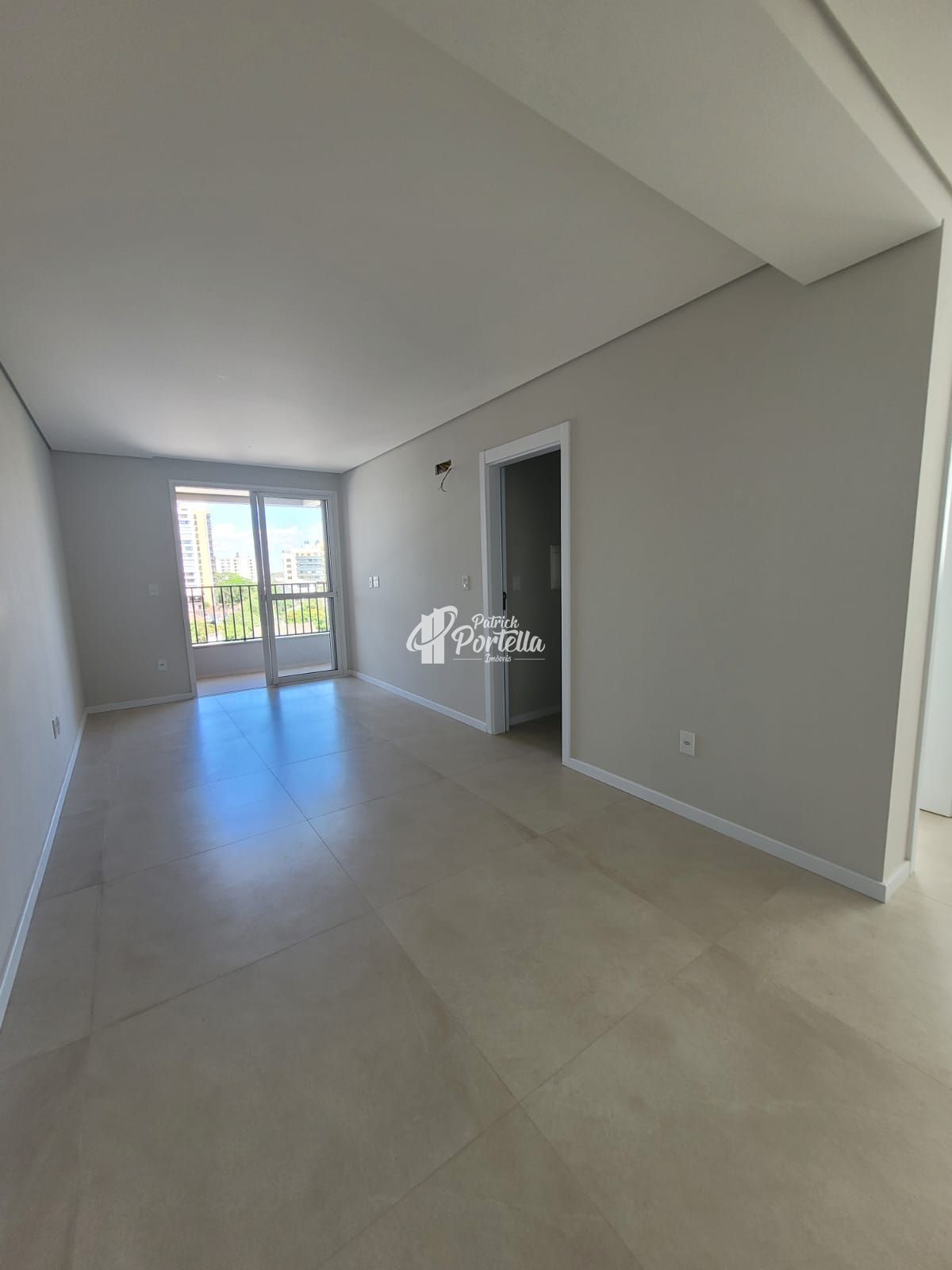 Apartamento à venda com 2 quartos, 80m² - Foto 17