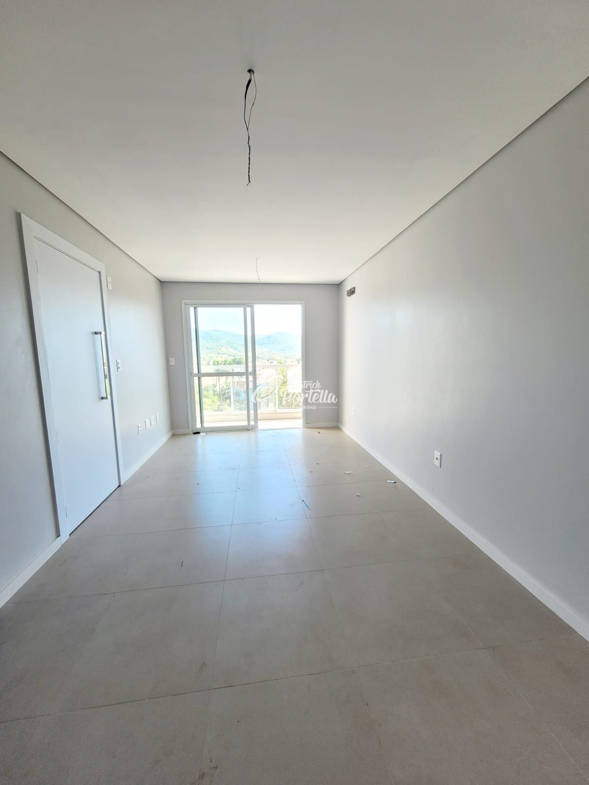 Apartamento à venda com 2 quartos, 66m² - Foto 4