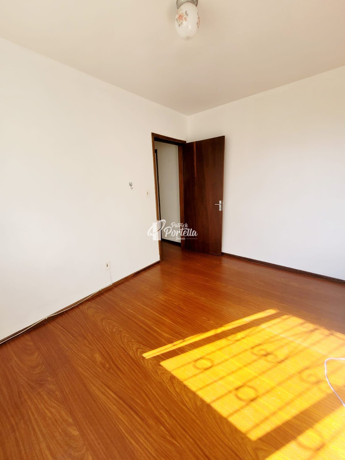 Apartamento para alugar com 2 quartos, 117m² - Foto 17