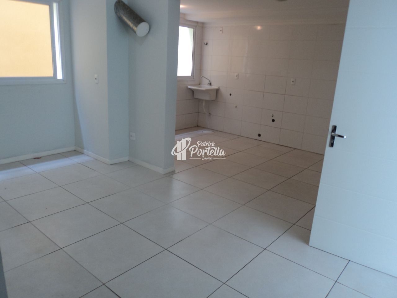 Apartamento à venda com 3 quartos, 105m² - Foto 3