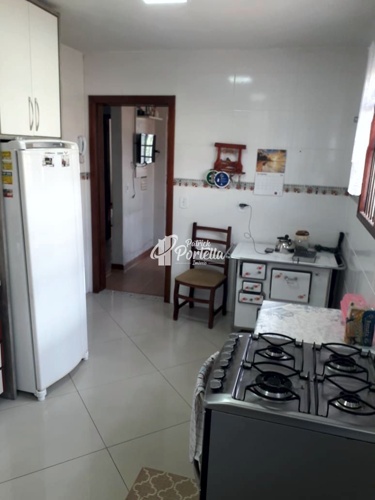 Casa à venda com 2 quartos, 134m² - Foto 11