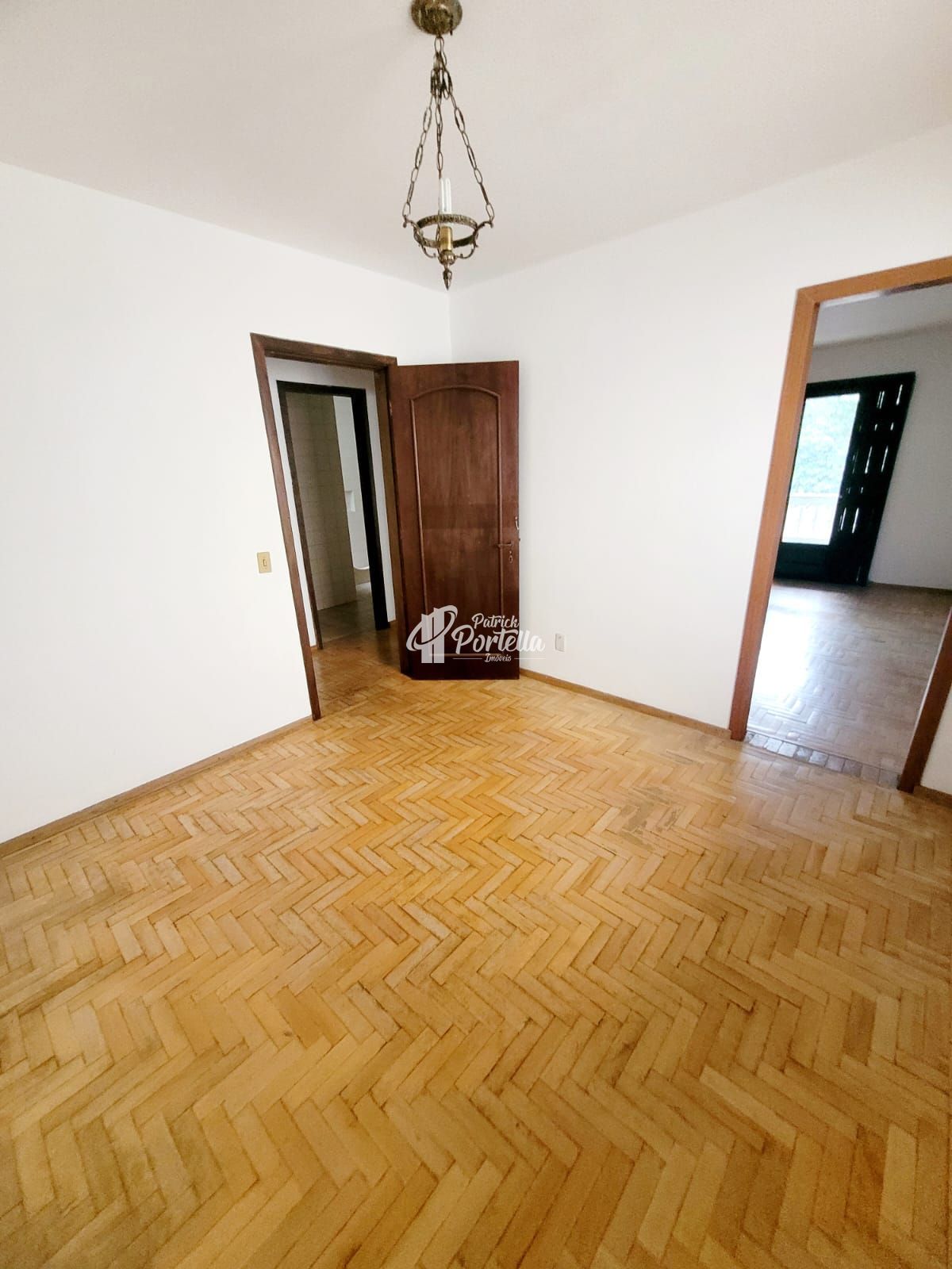 Casa, 4 quartos, 225 m² - Foto 37
