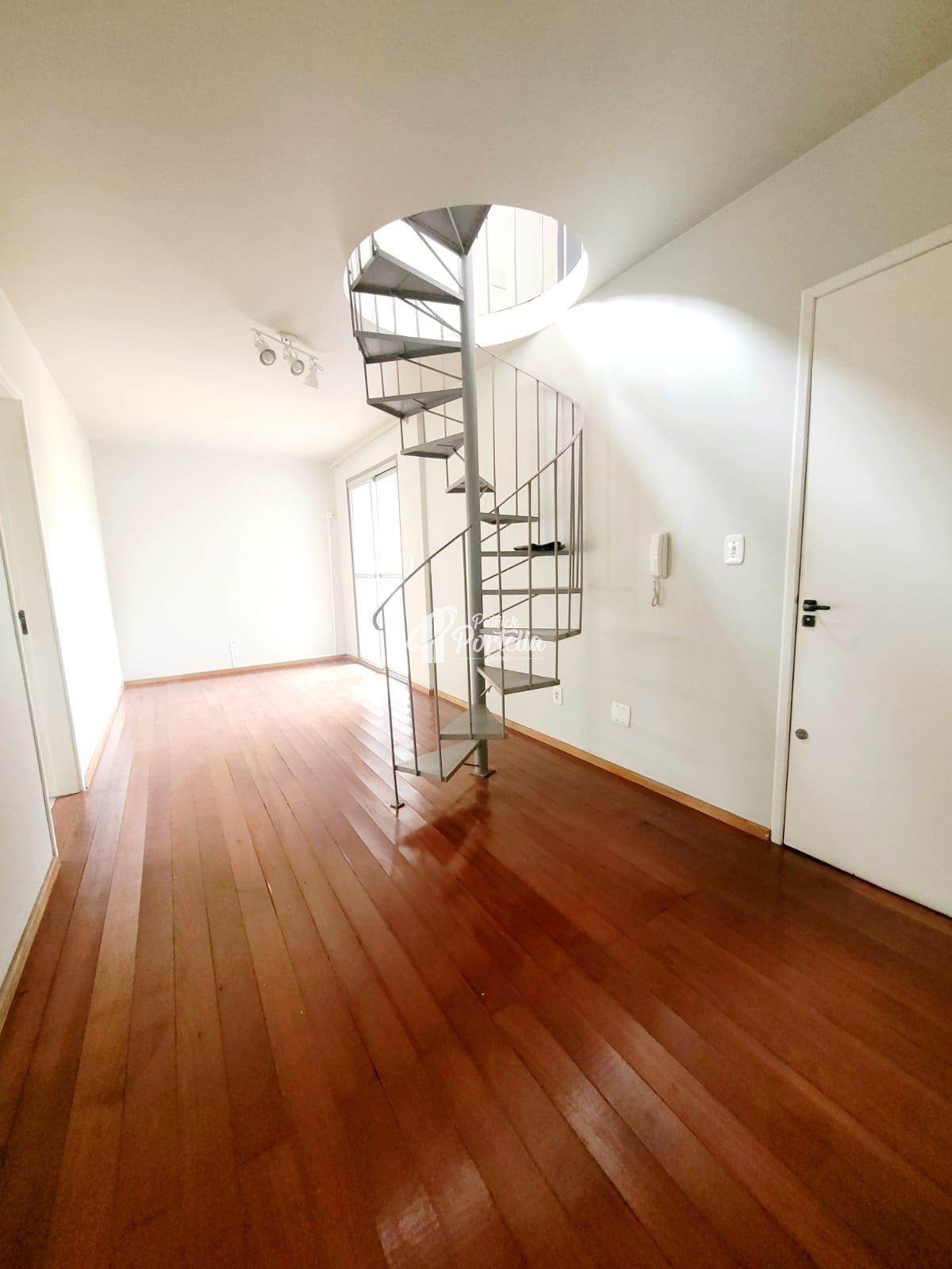 Cobertura à venda com 3 quartos, 98m² - Foto 2