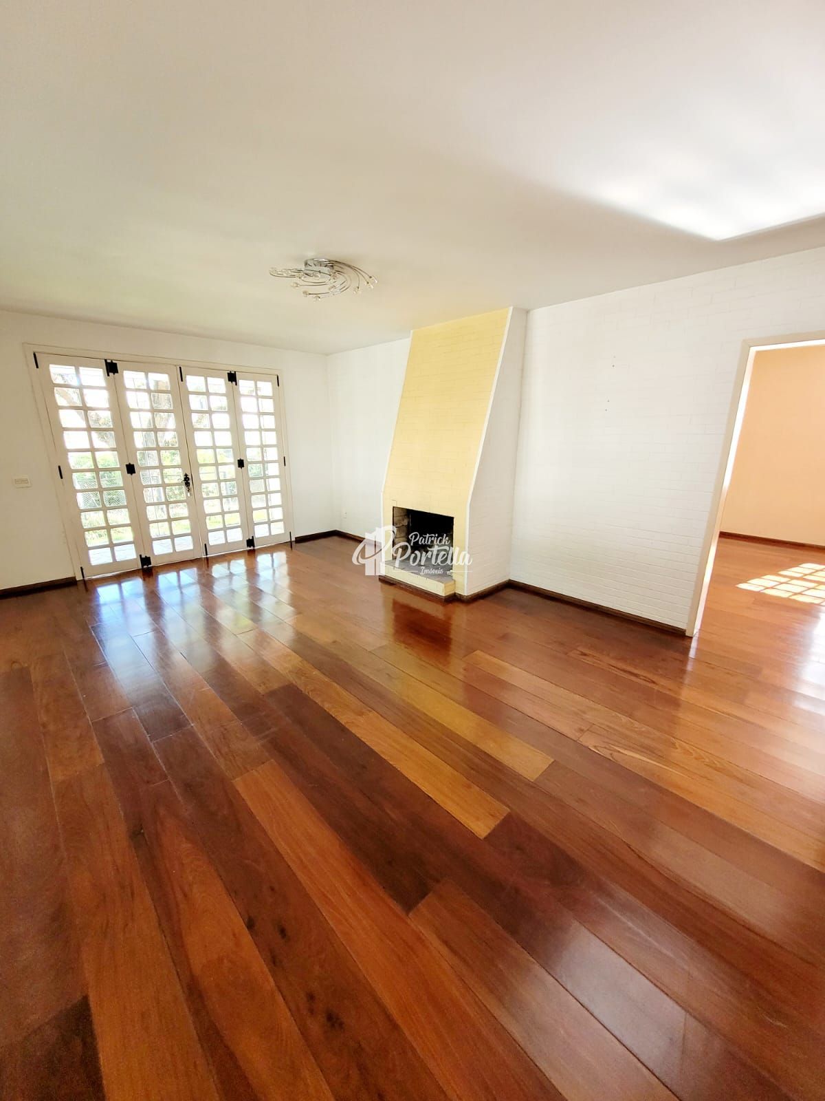 Casa à venda com 3 quartos, 194m² - Foto 7