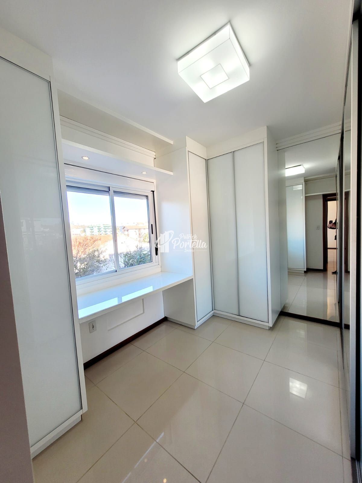 Apartamento à venda com 2 quartos, 77m² - Foto 12