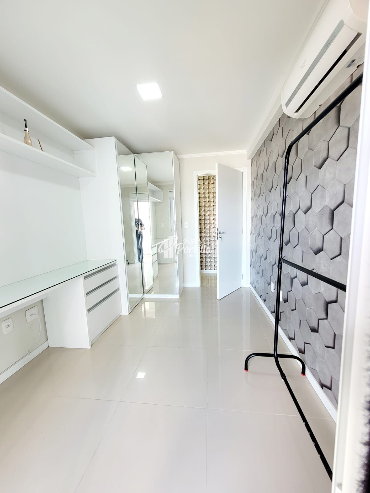 Apartamento à venda com 2 quartos, 86m² - Foto 18