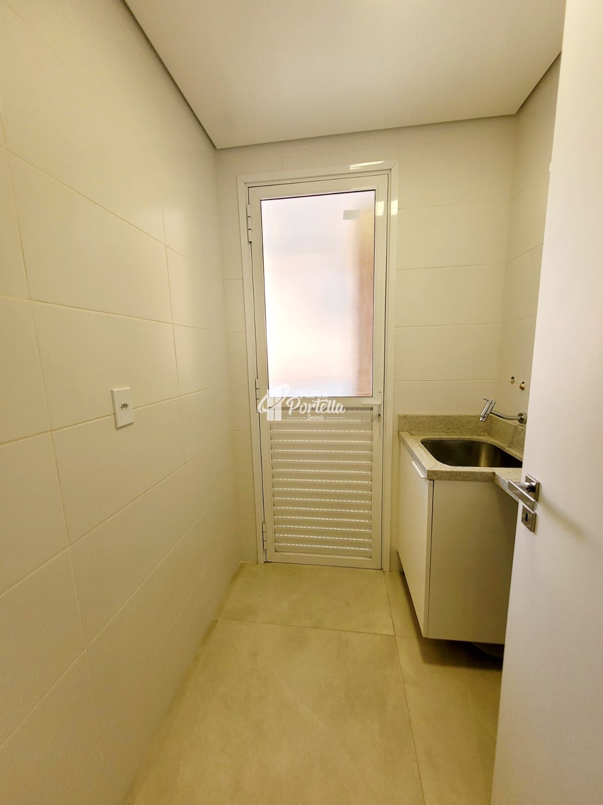 Apartamento à venda com 2 quartos, 98m² - Foto 32